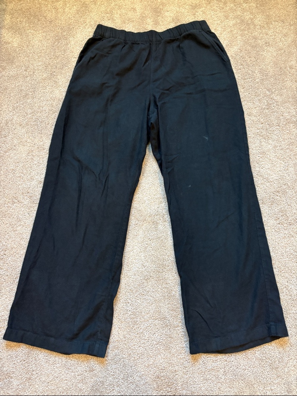 Uniqlo Black Relaxed Elastic-Waist